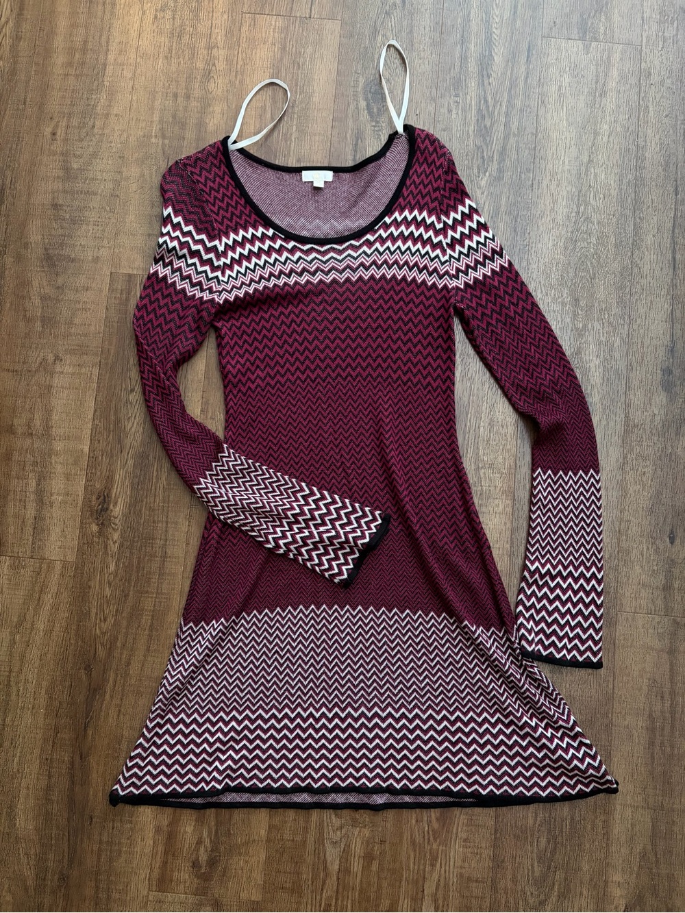 Vintage Burgundy Chevron Knit Mini Dress / Flare Sleeve Bodycon